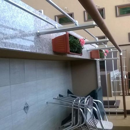 Apartamenti Zhelezovi Pomorie Bagian luar foto