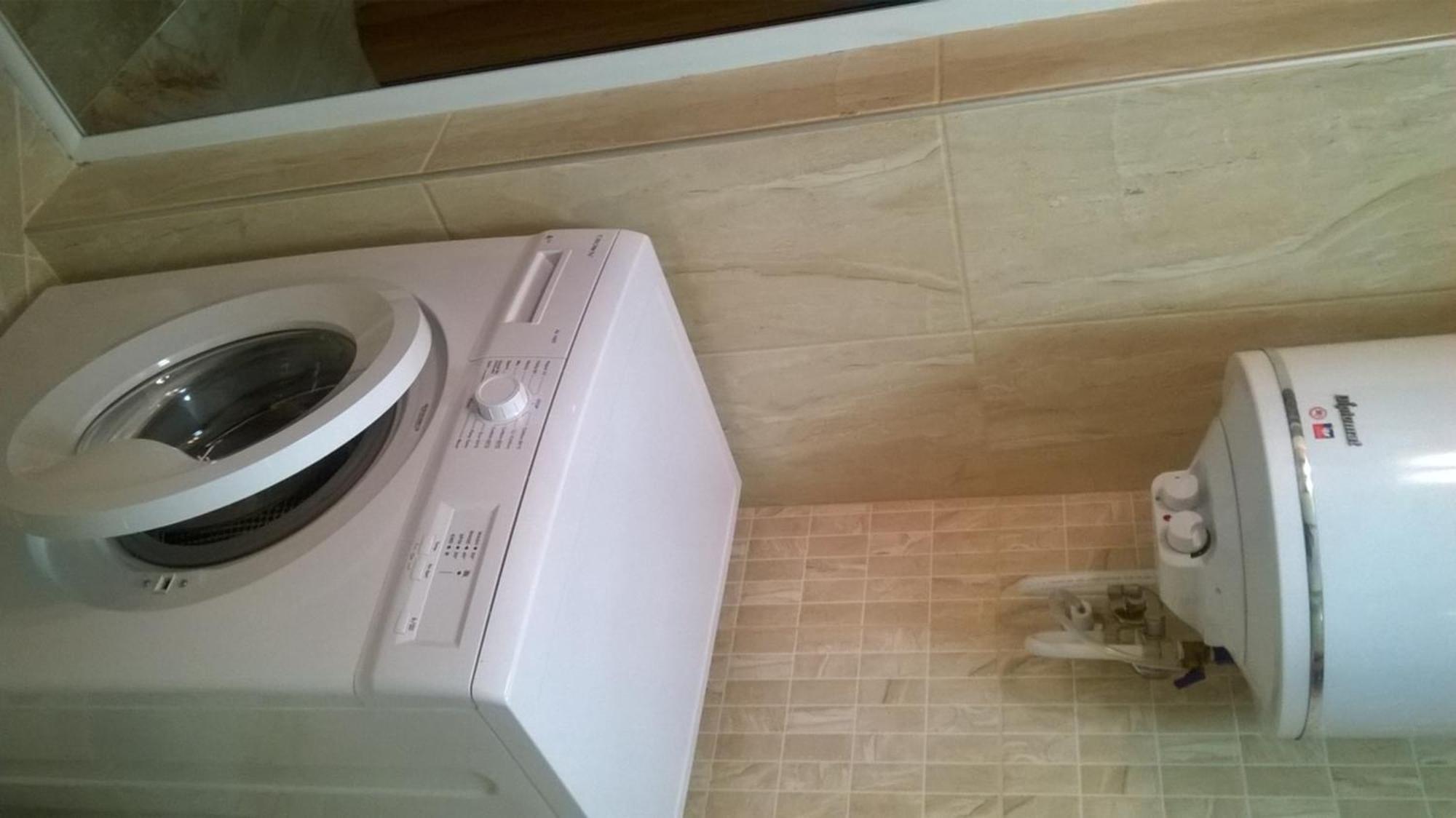 Apartamenti Zhelezovi Pomorie Bagian luar foto