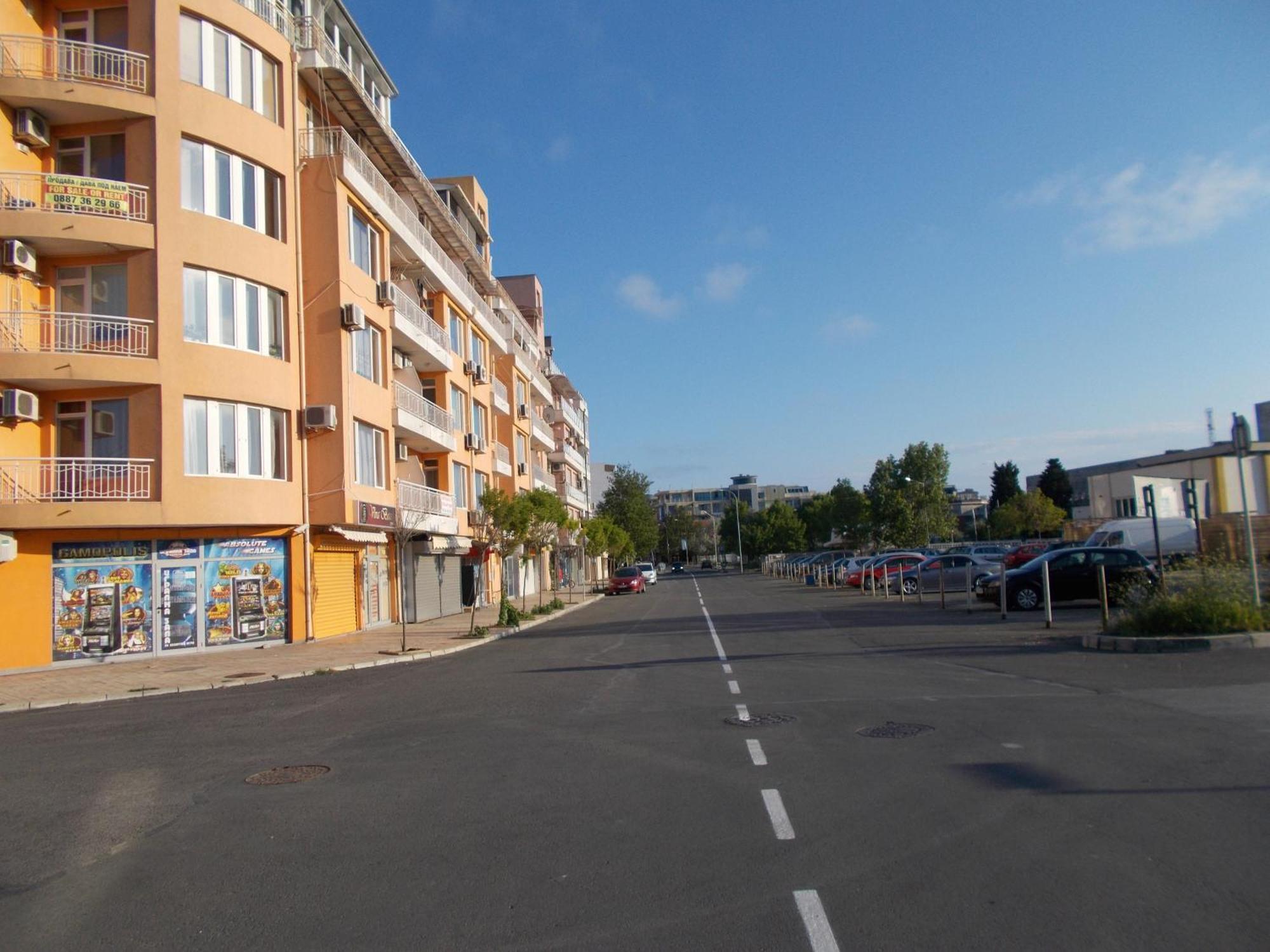 Apartamenti Zhelezovi Pomorie Bagian luar foto